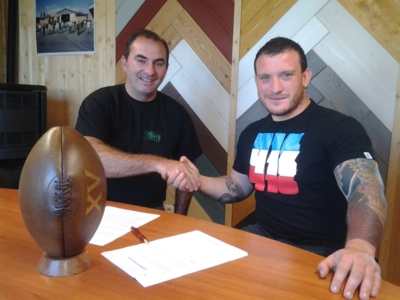 Thomas Dominog porte le modèle 416 Wear Tron 2 Thomas Dominog porte le modèle 416 Wear Tron 2